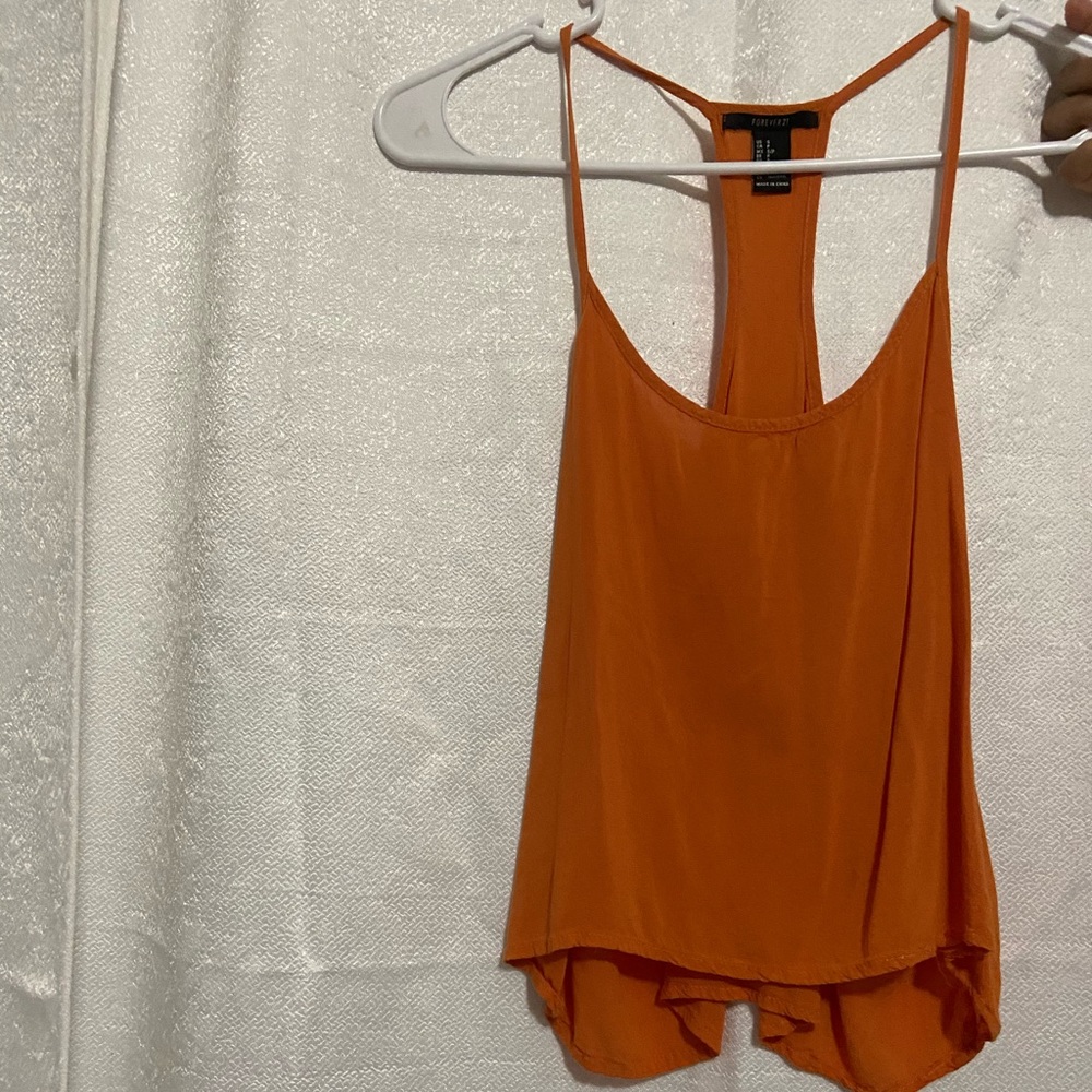 Crop top naranja